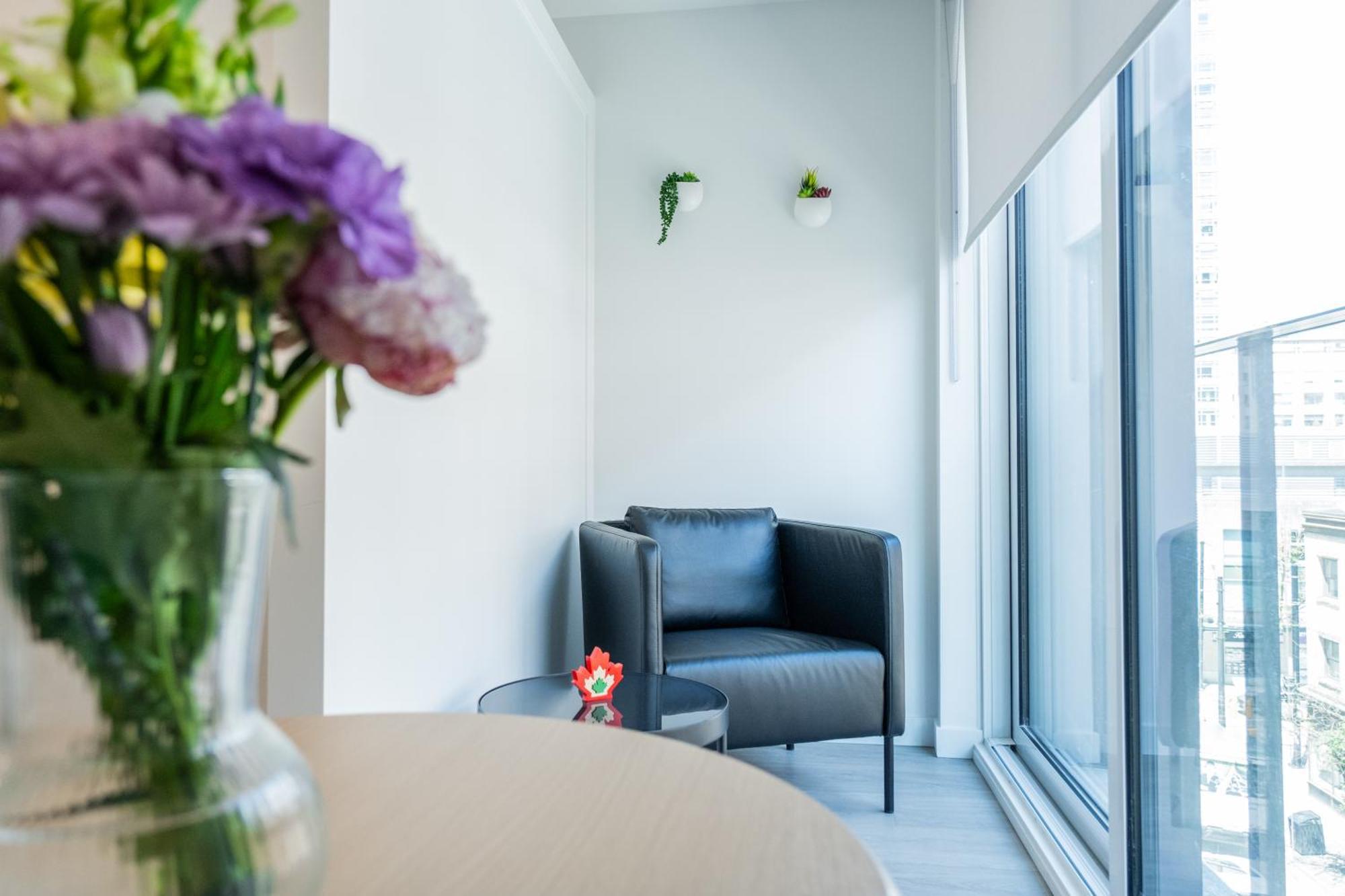 Downtown Center Silverstone Tower I And II Long-Term Booking Only Your Second Home In Vancouver Bagian luar foto